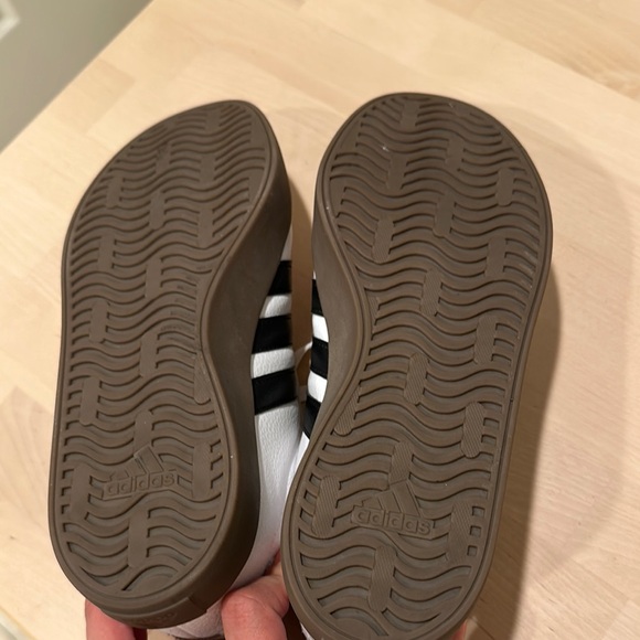 Adidas Womens VL court 3.0, White and Black Sneakers - Picture 12 of 12